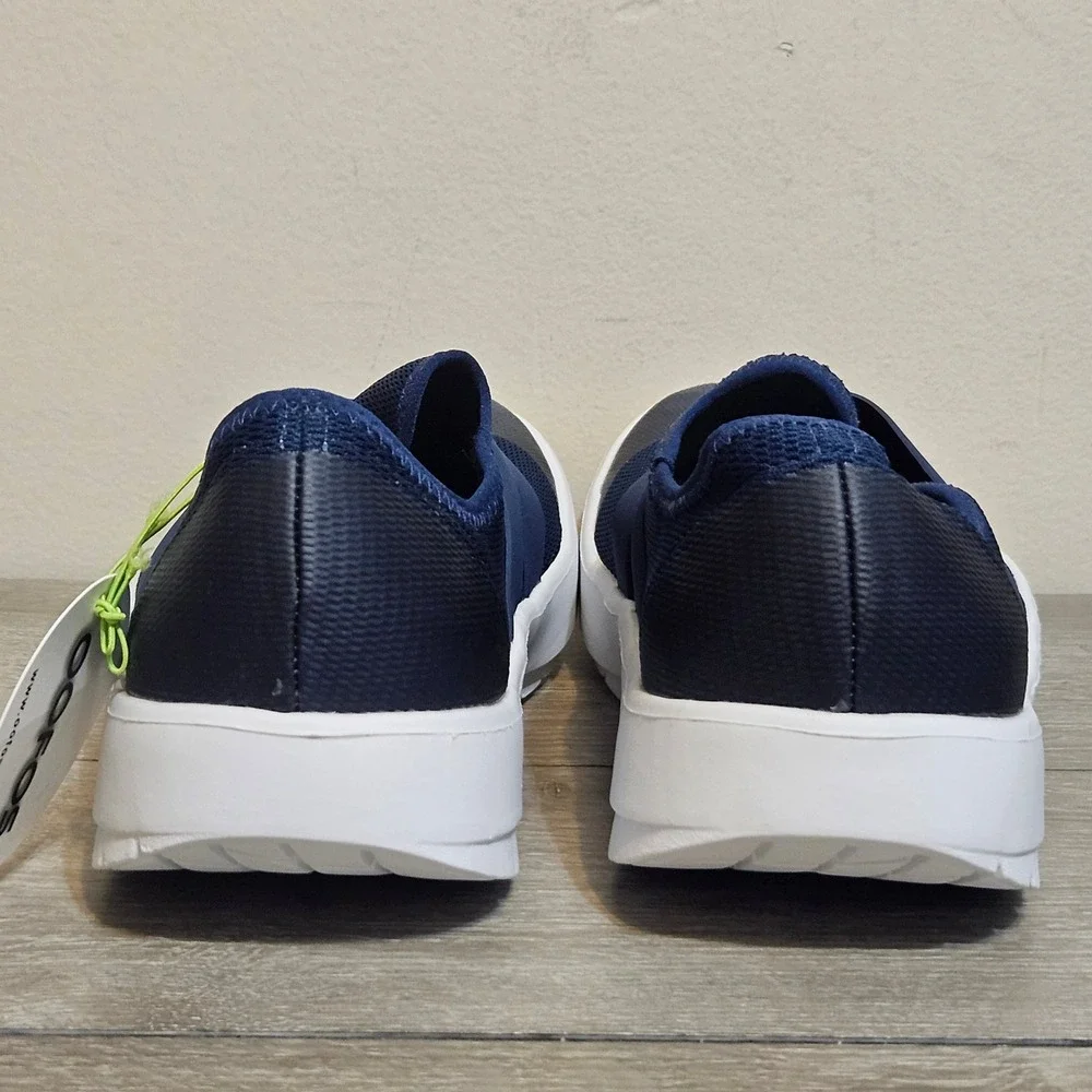 OOFOS OOmg Low Mesh Recovery Shoe Comfort Slip On White Navy‎ Mens Size 10.5 NWT